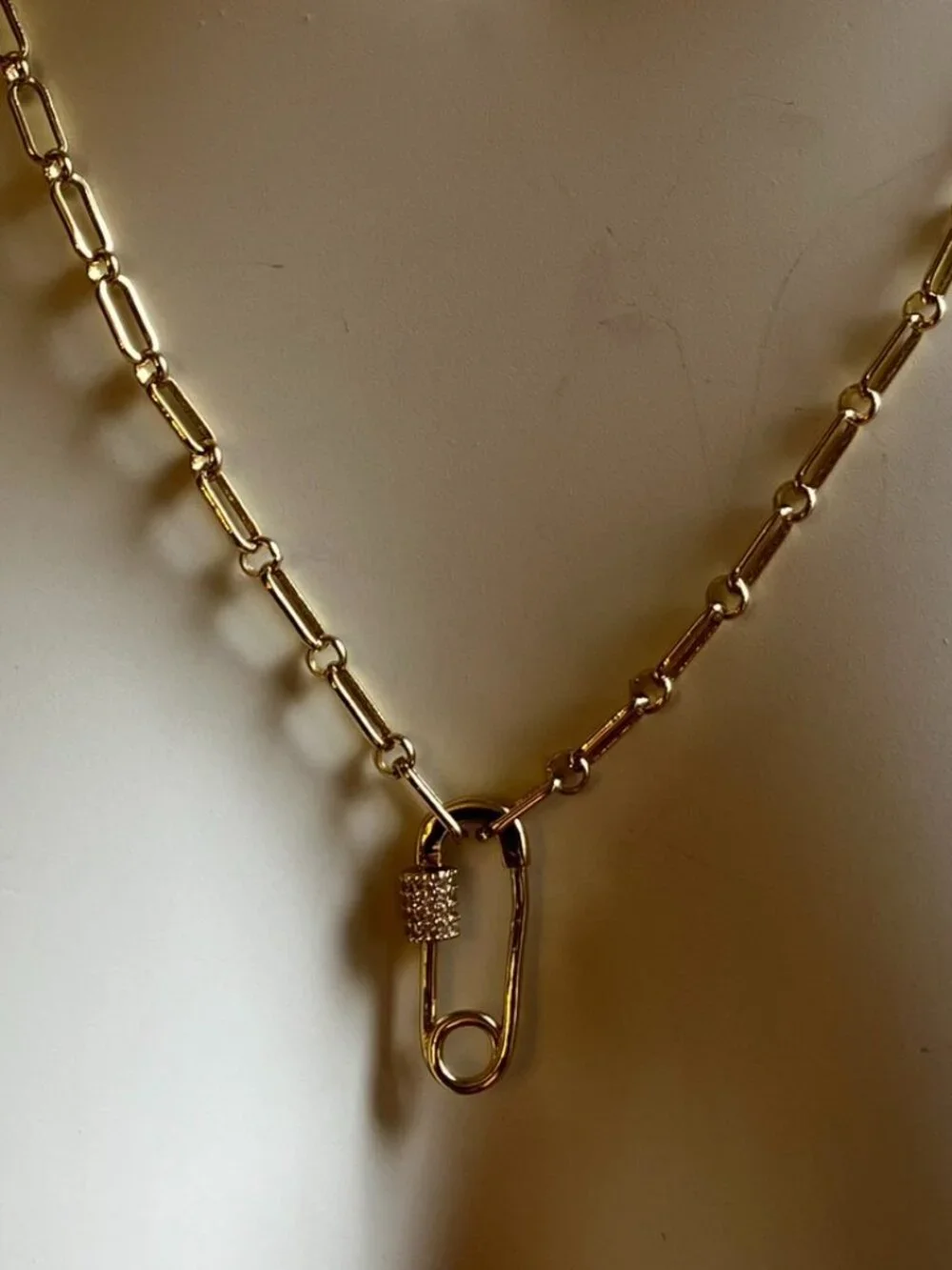 Independent real 18k
